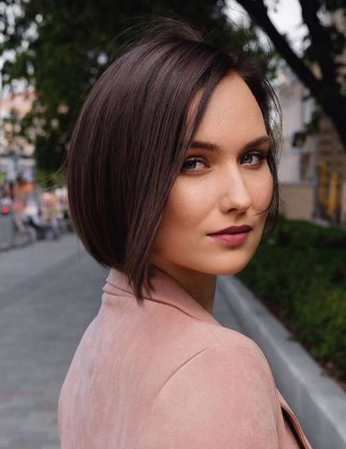 Coupes de cheveux courtes pour un visage en forme de diamant