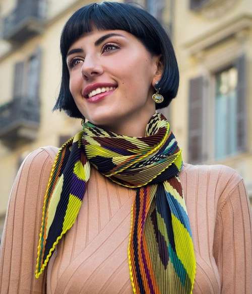 Bob Kare avec une frange 2021: photos de coupes de cheveux à la mode, tendances