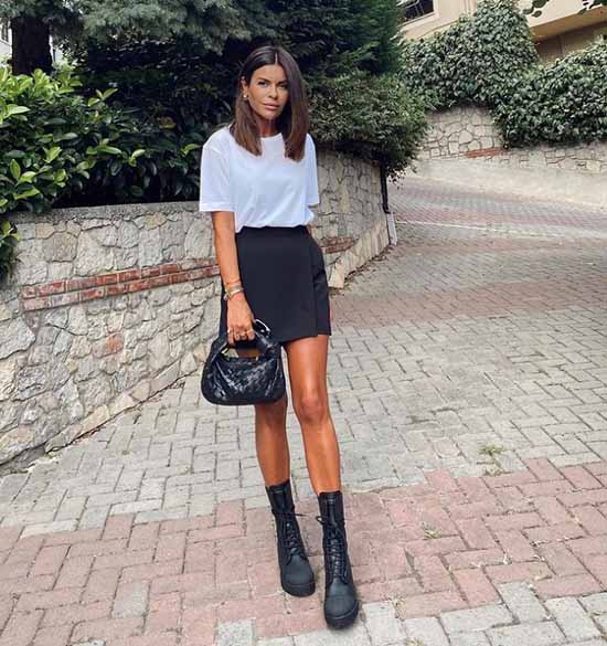 Jupes courtes à la mode