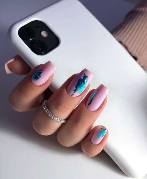 Lilas avec une feuille verte