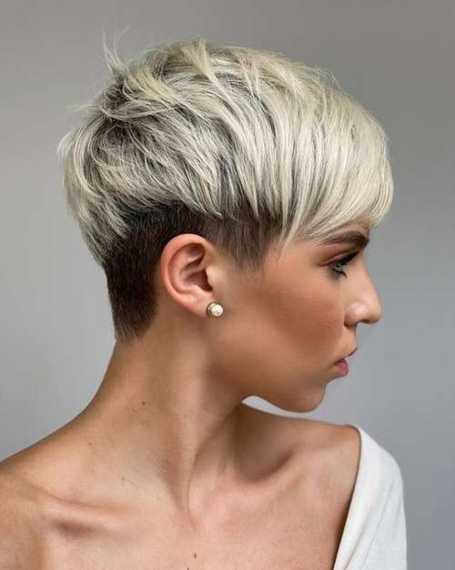 Coupe de cheveux courte