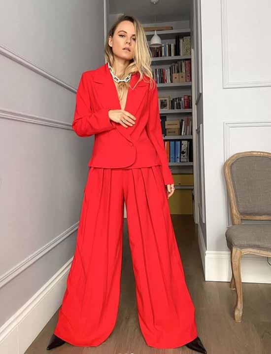 Pantalon large 2021: que porter, photos, idées de looks
