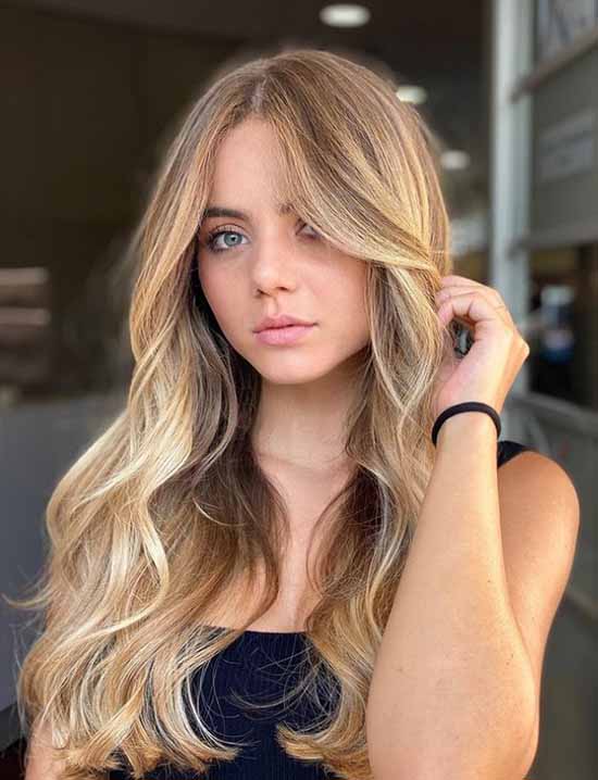 Coupes de cheveux femme pour cheveux longs 2021: photos, tendances