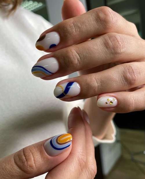 Conception de manucure bleue et bleue