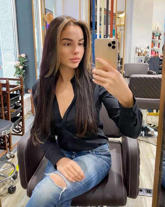 Coupe de cheveux à la mode cheveux longs