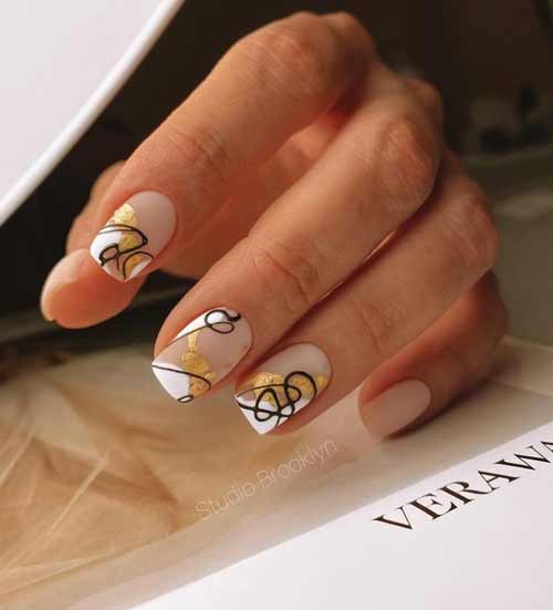 Nu avec feuille d'or