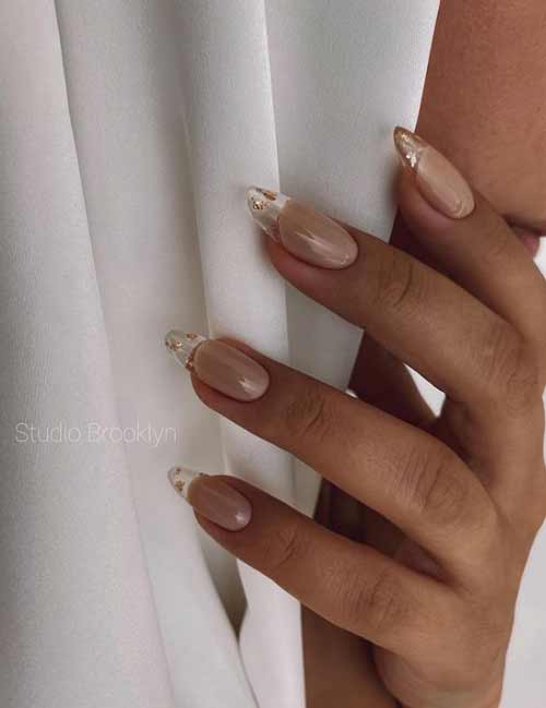 Nu français avec du papier d'aluminium