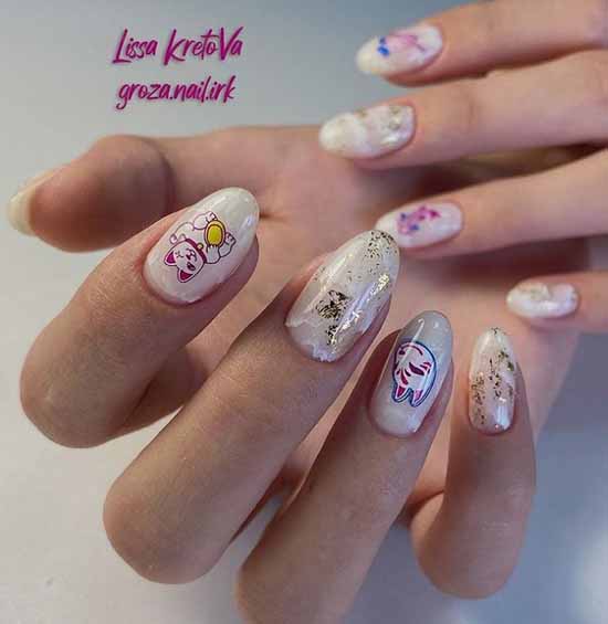 Manucure nue avec du papier d'aluminium 2021: photos, actualités