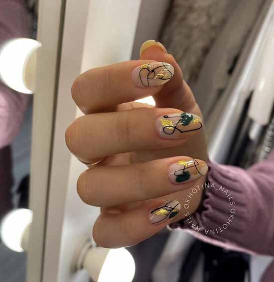 Manucure nue avec du papier d'aluminium 2021: photos, actualités