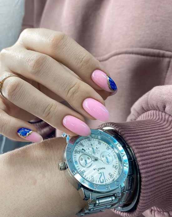 Manucure nue avec du papier d'aluminium 2021: photos, actualités