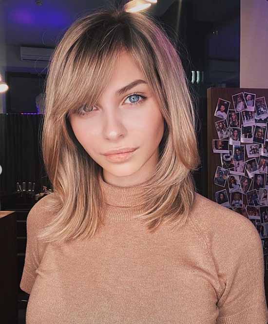 Longue frange 2021: quelles coupes de cheveux porter une longue frange, photo