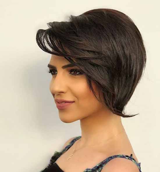 Longue frange 2021: quelles coupes de cheveux porter une longue frange, photo