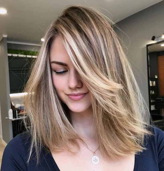 Longue frange 2021: quelles coupes de cheveux porter une longue frange, photo