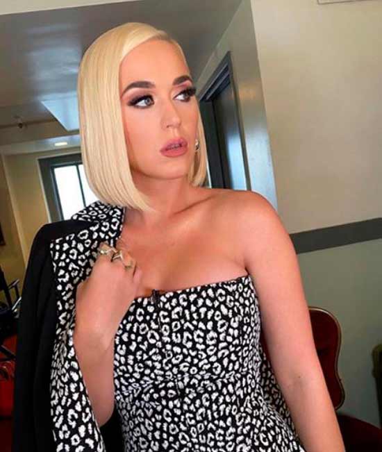 Bob sur une photo de cheveux raides