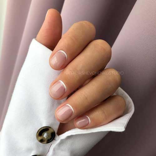 Idées de mode de manucure de l'espace négatif