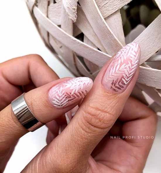 Tendances manucure printemps 2021: photos, tendances, couleurs à la mode