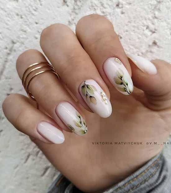 Tendances manucure printemps 2021: photos, tendances, couleurs à la mode