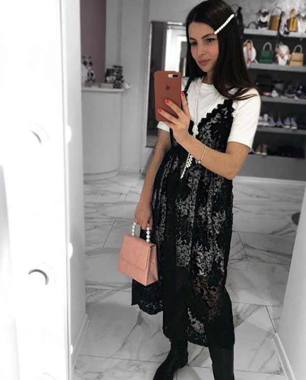 Robe en dentelle noire