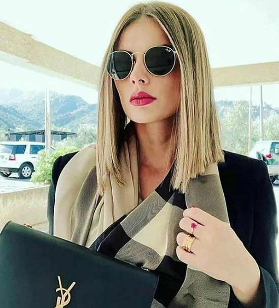 Coupe de cheveux moyenne élégante