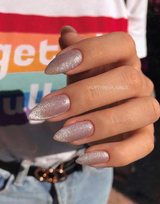 Conception d'ongles oeil de chat