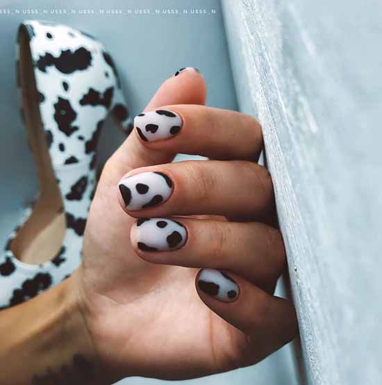Manucure noir et blanc 2021: photo, top design des ongles
