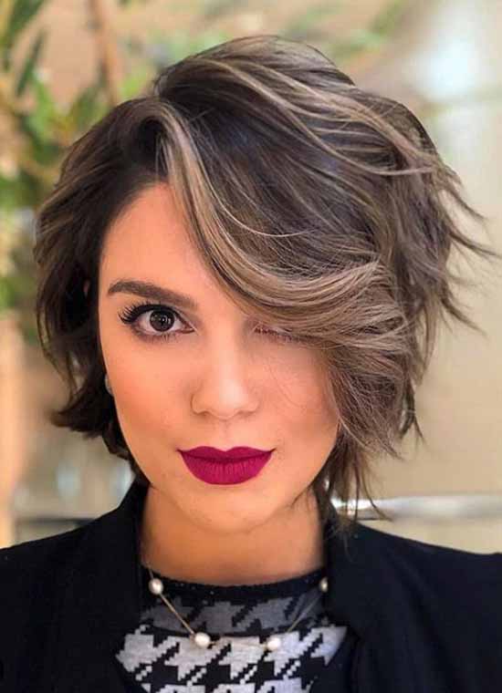 Coupes de cheveux asymétriques: 80 idées de photos, types, tendances de la mode