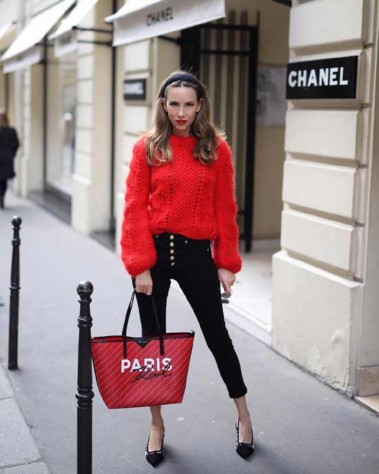 Pull rouge à manches longues