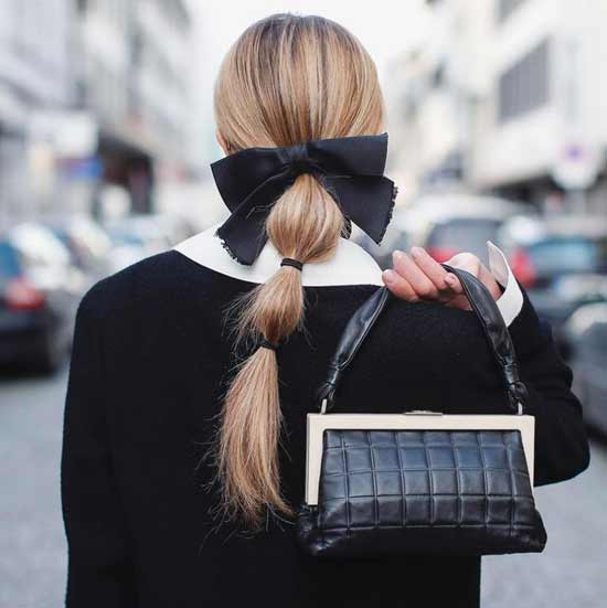 Coiffure tresse et arc