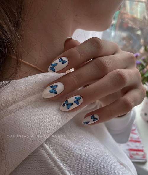 Manucure papillon 2021: nouvelles photos de design