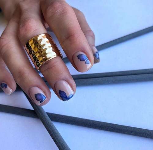 Manucure papillon 2021: nouvelles photos de design