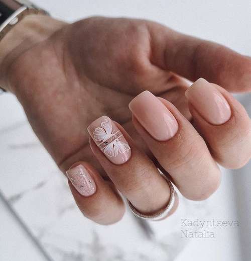 Manucure papillon 2021: nouvelles photos de design