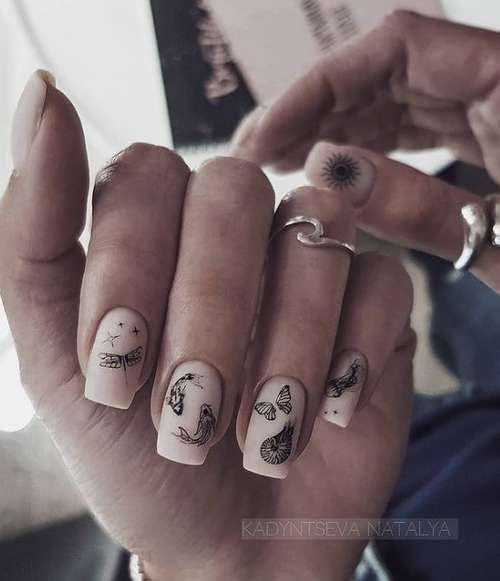 Manucure papillon 2021: nouvelles photos de design