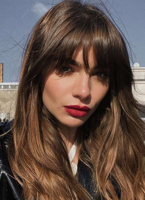 Longue frange de mode