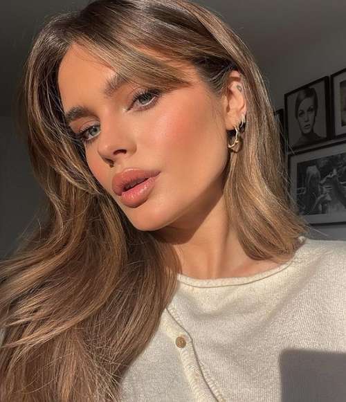 Frange réelle 2021: photos, tendances, tendances de la mode