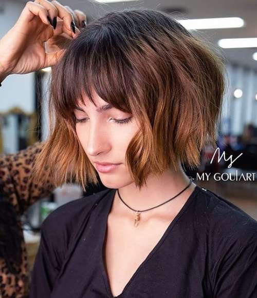 Frange réelle 2021: photos, tendances, tendances de la mode