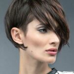 Idées de photos de coupes de cheveux asymétriques
