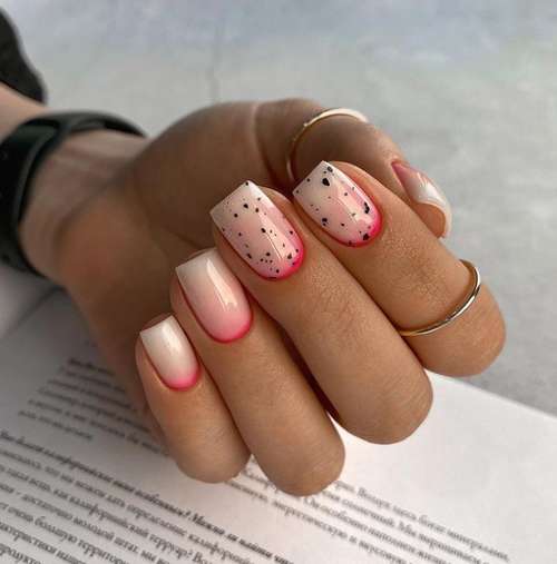 Dégradé laiteux sur les ongles: manucure tendance 2021, photo