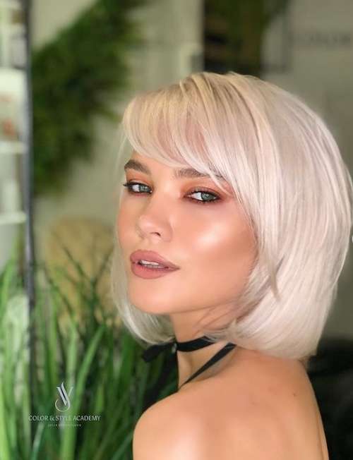 Coupes de cheveux super à la mode pour les filles 2021: actualités, tendances, photos