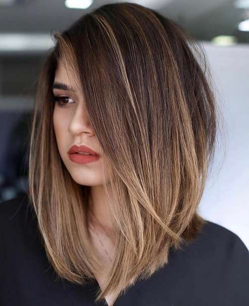Coupes de cheveux super à la mode pour les filles 2021: actualités, tendances, photos