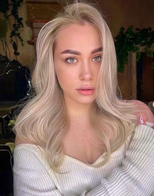 Coupes de cheveux super à la mode pour les filles 2021: actualités, tendances, photos