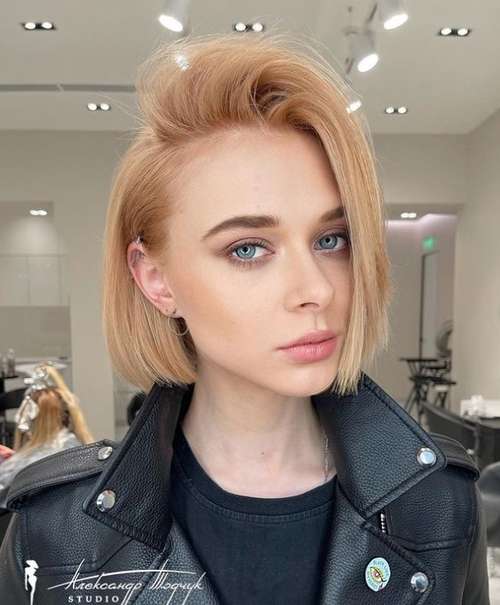 Coupes de cheveux super à la mode pour les filles 2021: actualités, tendances, photos