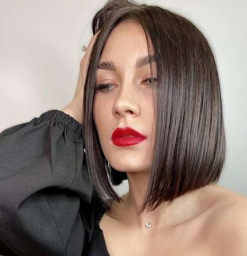 Coupes de cheveux super à la mode pour les filles 2021: actualités, tendances, photos