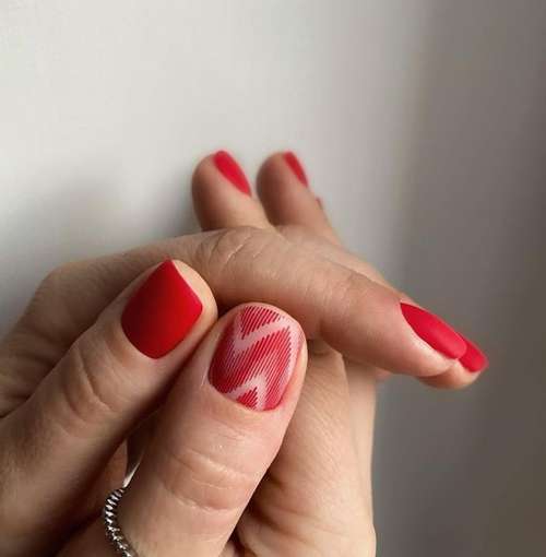 Dessin sur un ongle