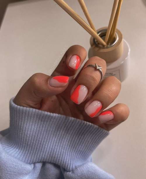 Manucure translucide avec design 2021-2022: nouveautés photo