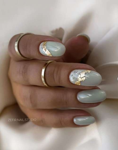 Manucure translucide avec design 2021-2022: nouveautés photo