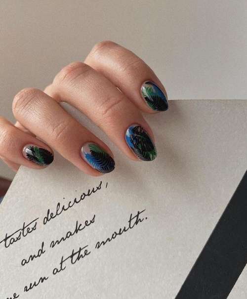 Manucure avec feuilles: design 2021-2022, nouveautés sur la photo