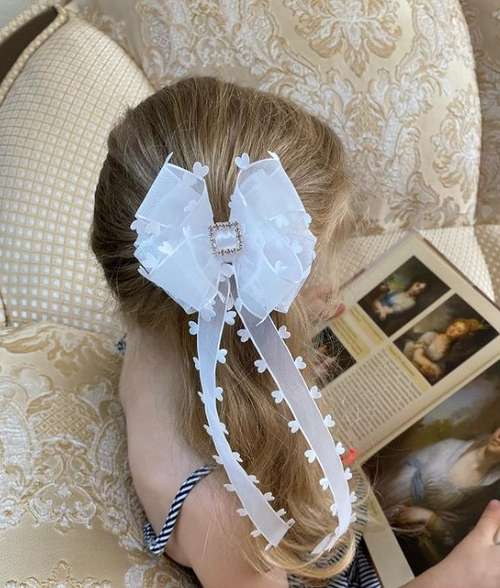 Coiffures du 1er septembre pour les filles de 7 à 16 ans : nouvelles photos