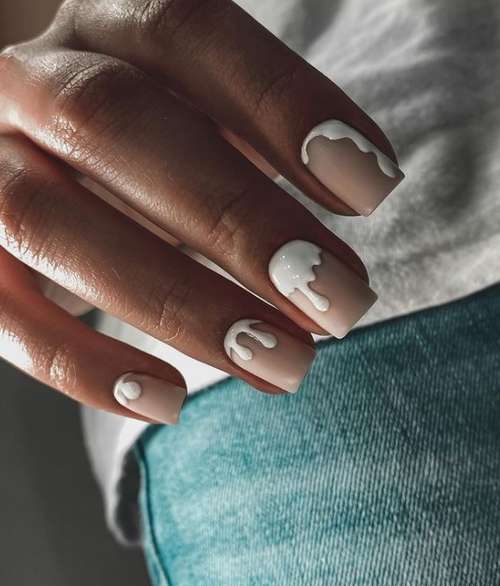 Bases de camouflage colorées: nouvelle manucure 2021, photo