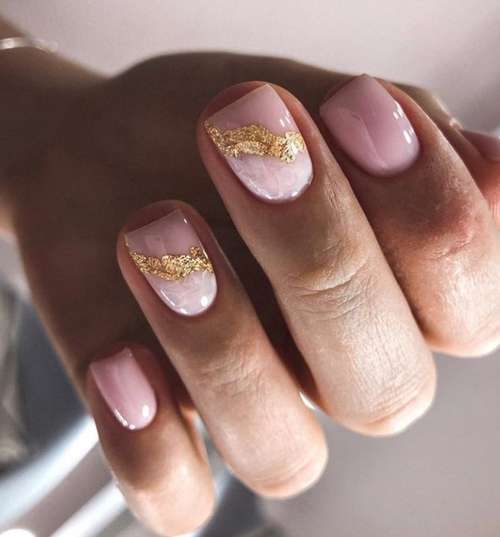 Bases de camouflage colorées: nouvelle manucure 2021, photo