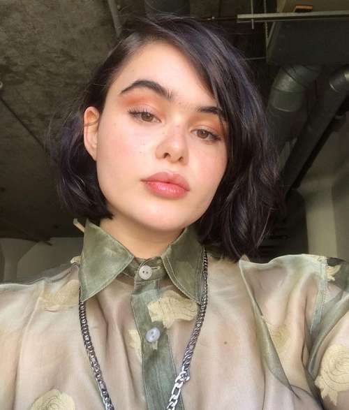 Coupes de cheveux à la mode 2021 pour cheveux bouclés: actualités, tendances, photos